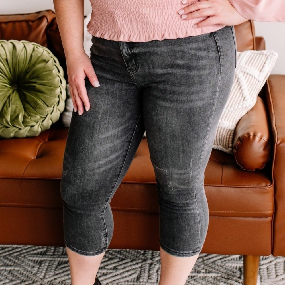 Grey Wash Capri Jeans